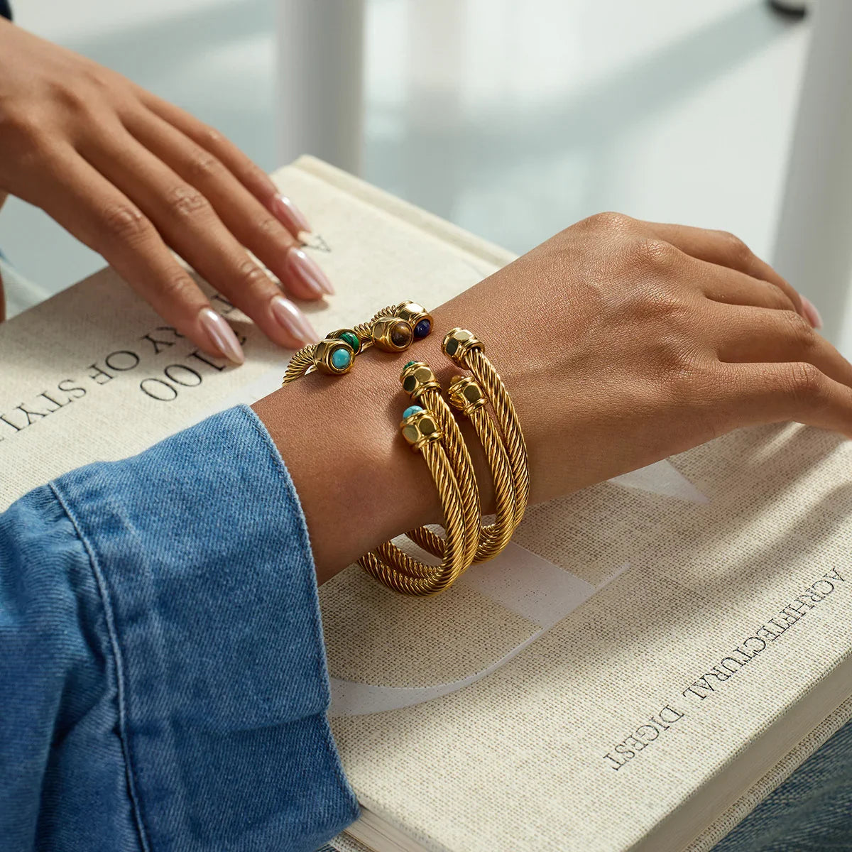 {"[Royal&Vicky]Thea Gold Bracelet": "[Royal&Vicky]Thea ゴールドブレスレット"}