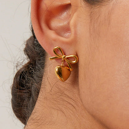 [Royal&Vicky]Rowanne French Knot Gold Heart Ohrringe