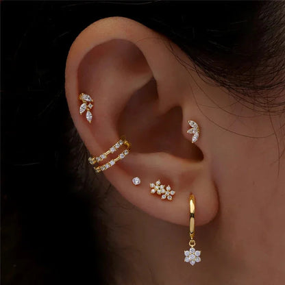 {
  "Royal&Vicky": "Royal&Vicky",
  "Trio Flat Back Diamond Stud": "トリオ フラットバック ダイヤモンドスタッド"
}