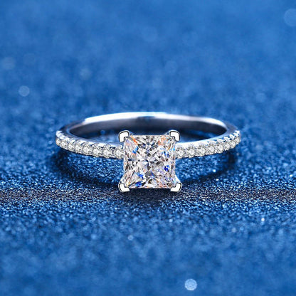 [Royal&Vicky]ELEGANT PRINCESS CUT MOISSANITE ENGAGEMENT RING