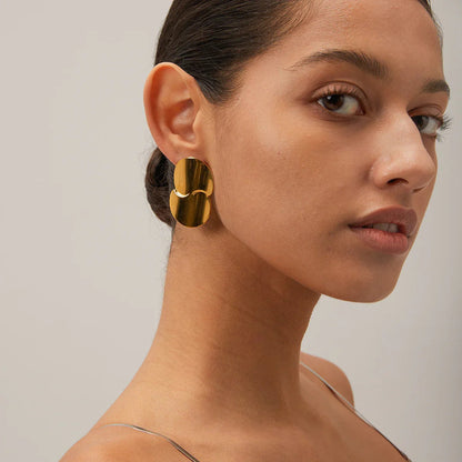 {
  "[Royal&Vicky]Mireille Gold Earrings": "[Royal&Vicky]ミレイユ・ゴールドピアス"
}
