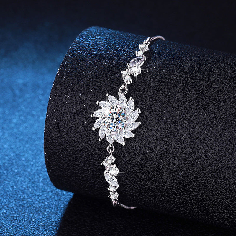[Royal&Vicky]RADIANT SUNFLOWER MOISSANITE BRACELET