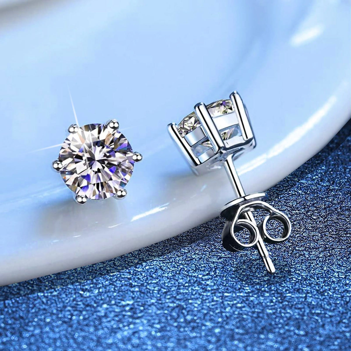 [Royal&Vicky]SIX-PRONG MOISSANITE EARRINGS