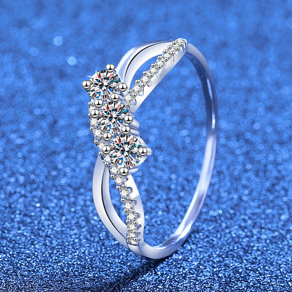[Royal&Vicky]INTERTWINING LOVE MOISSANITE RING