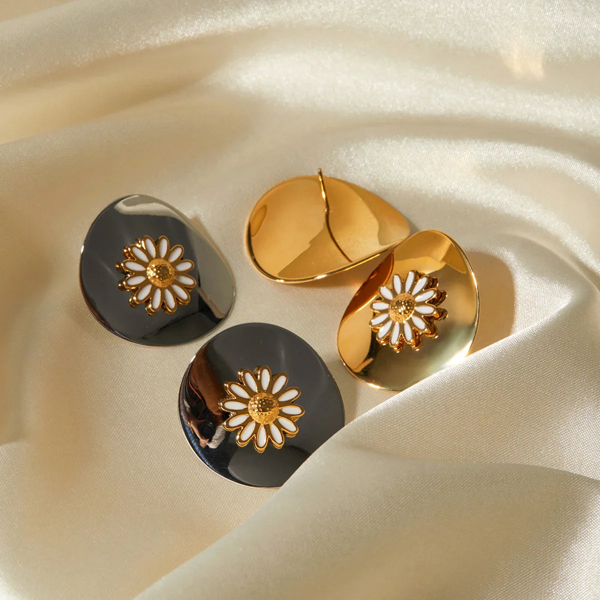 [Royal&Vicky]Georgiana Gold Earrings