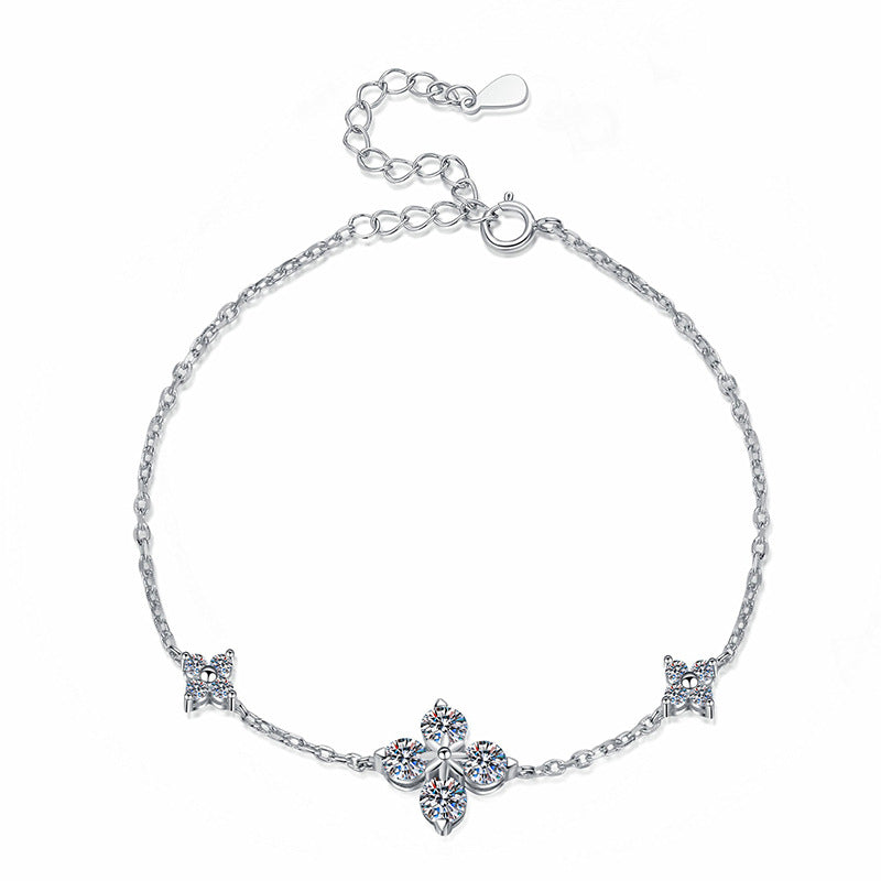[Royal&Vicky]CLOVER LUCKY CHARM MOISSANITE BRACELET