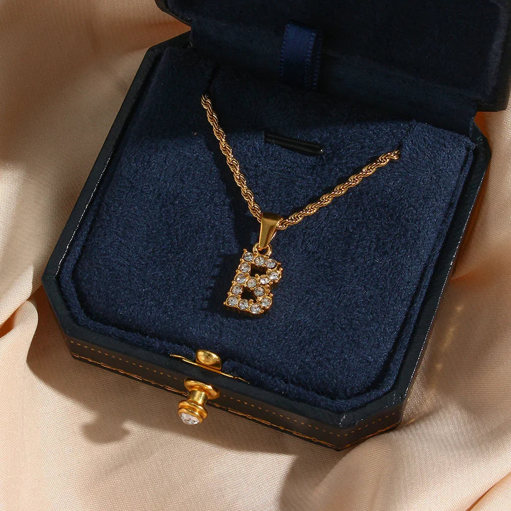 [Royal&Vicky]Maeve Buchstaben Initial Diamant Halskette