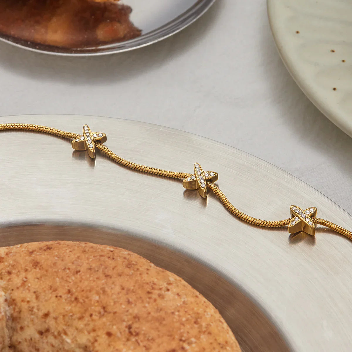 [Royal&Vicky]Brienne Diamant-Kreuz-Fischgrätenarmband