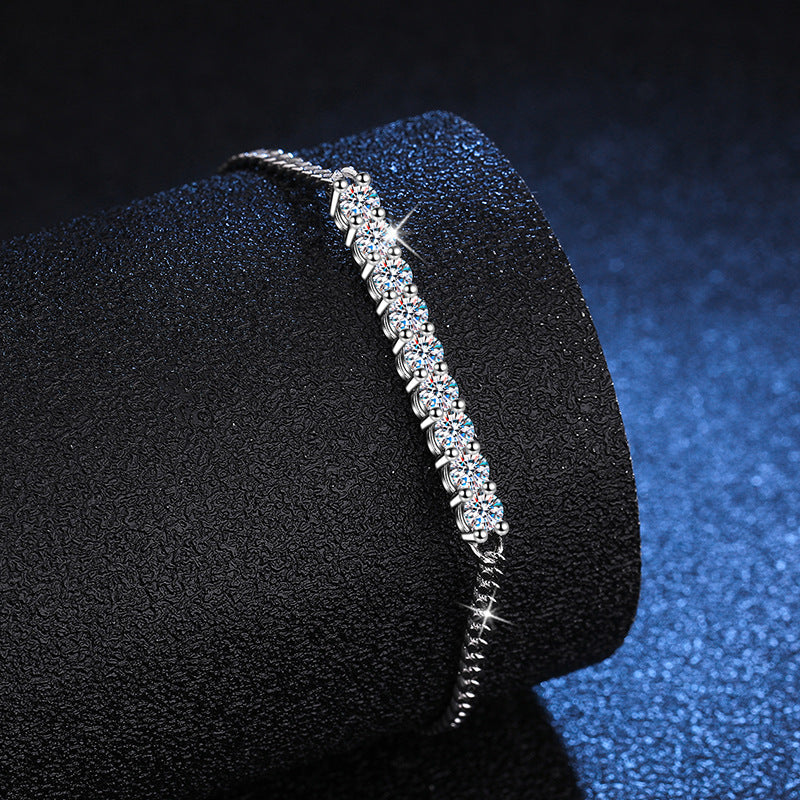 [Royal&Vicky]SMILING CURVE MOISSANITE BRACELET