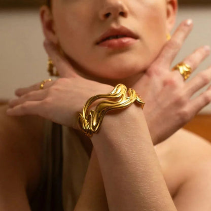 [Royal&Vicky]Anissa Wavy Goldarmband