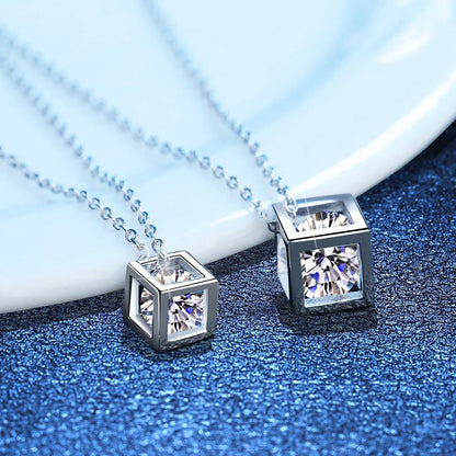 [Royal&Vicky]GEOMETRIC SUGAR-CUBE MOISSANITE NECKLACE