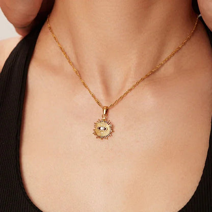 {
  "[Royal&Vicky]Solana Gold Necklace": "[Royal&Vicky] ソラナ ゴールド ネックレス"
}