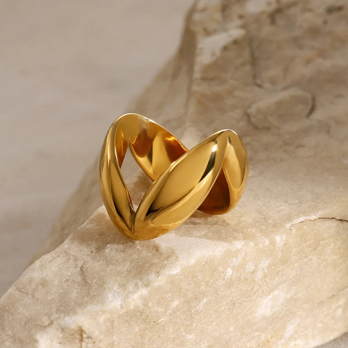 [Royal&Vicky]Margarette Goldring