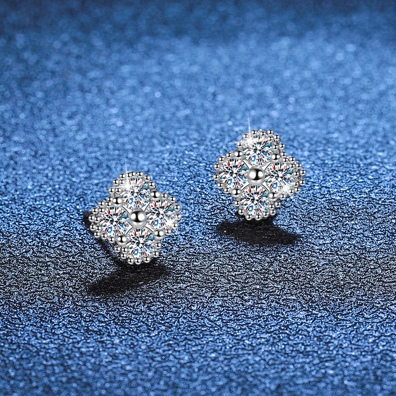 [Royal&Vicky]ELEGANT FOUR-LEAF CLOVER MOISSANITE STUD EARRINGS