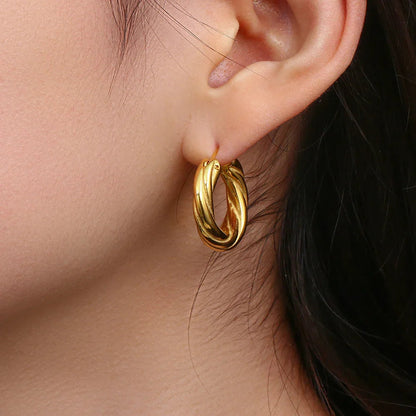 [Royal&Vicky]デニス ツイストフープピアス