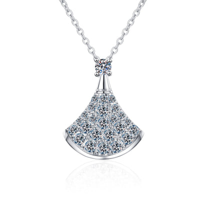 [Royal&Vicky]ELEGANT FAN-SHAPED MOISSANITE PENDANT NECKLACE