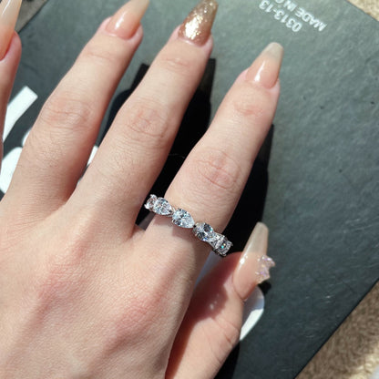 [Royal Jewellery]Exquisite Pear Cut Tennis Ring