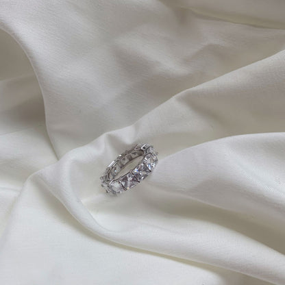 [Royal Jewellery]Elegant Princess Cut Tennis Ring