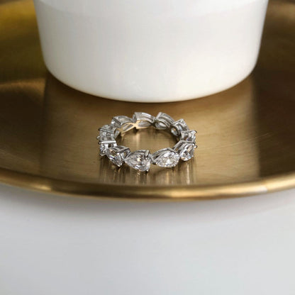[Royal Jewellery]Exquisite Pear Cut Tennis Ring