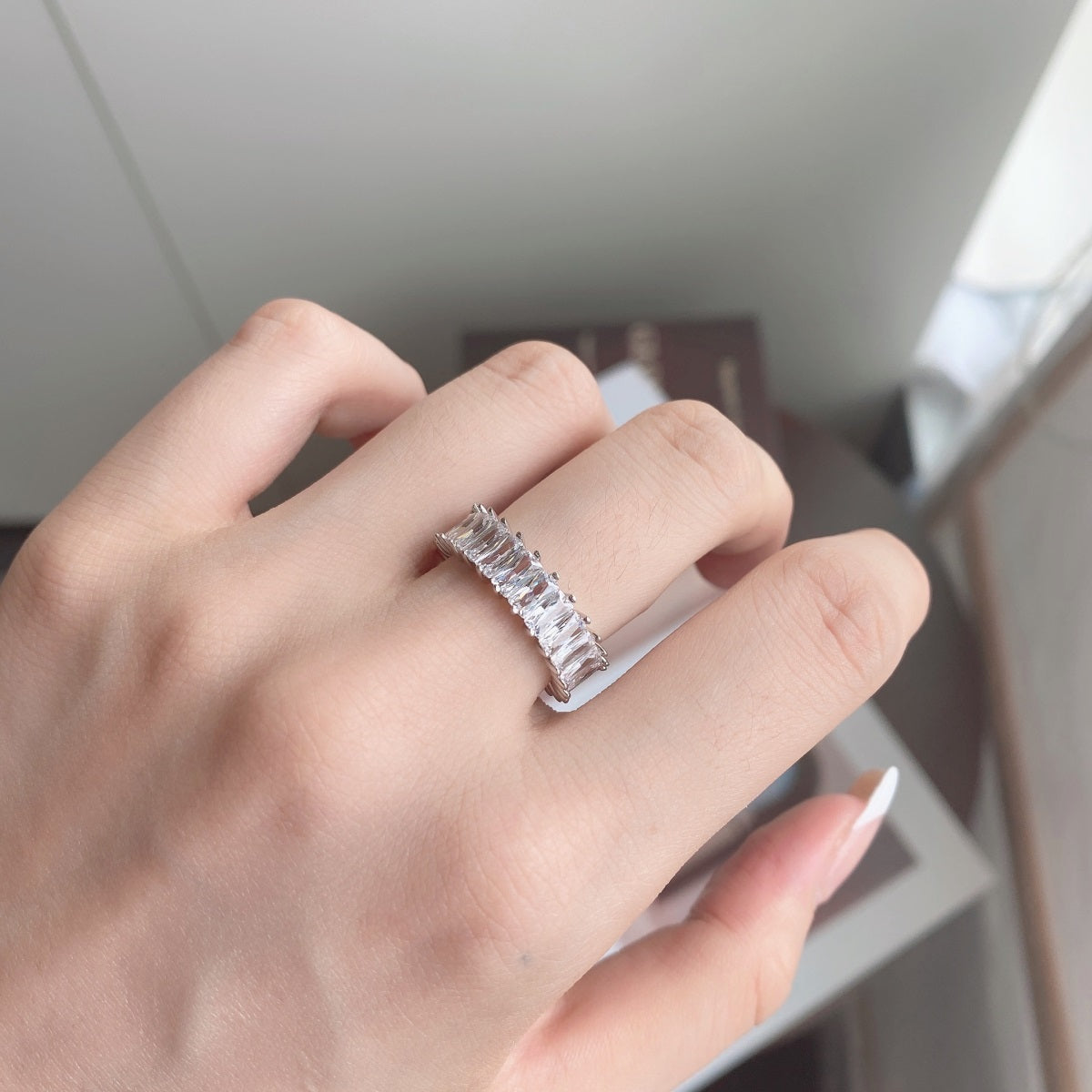 [Royal Jewellery]Unique Colorful Radiant Cut RIng