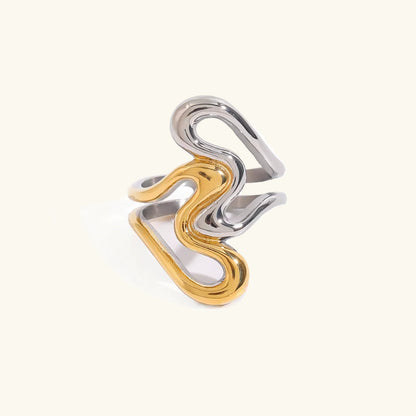 [Royal&Vicky]Corina Goldring mit Abstraktem Design
