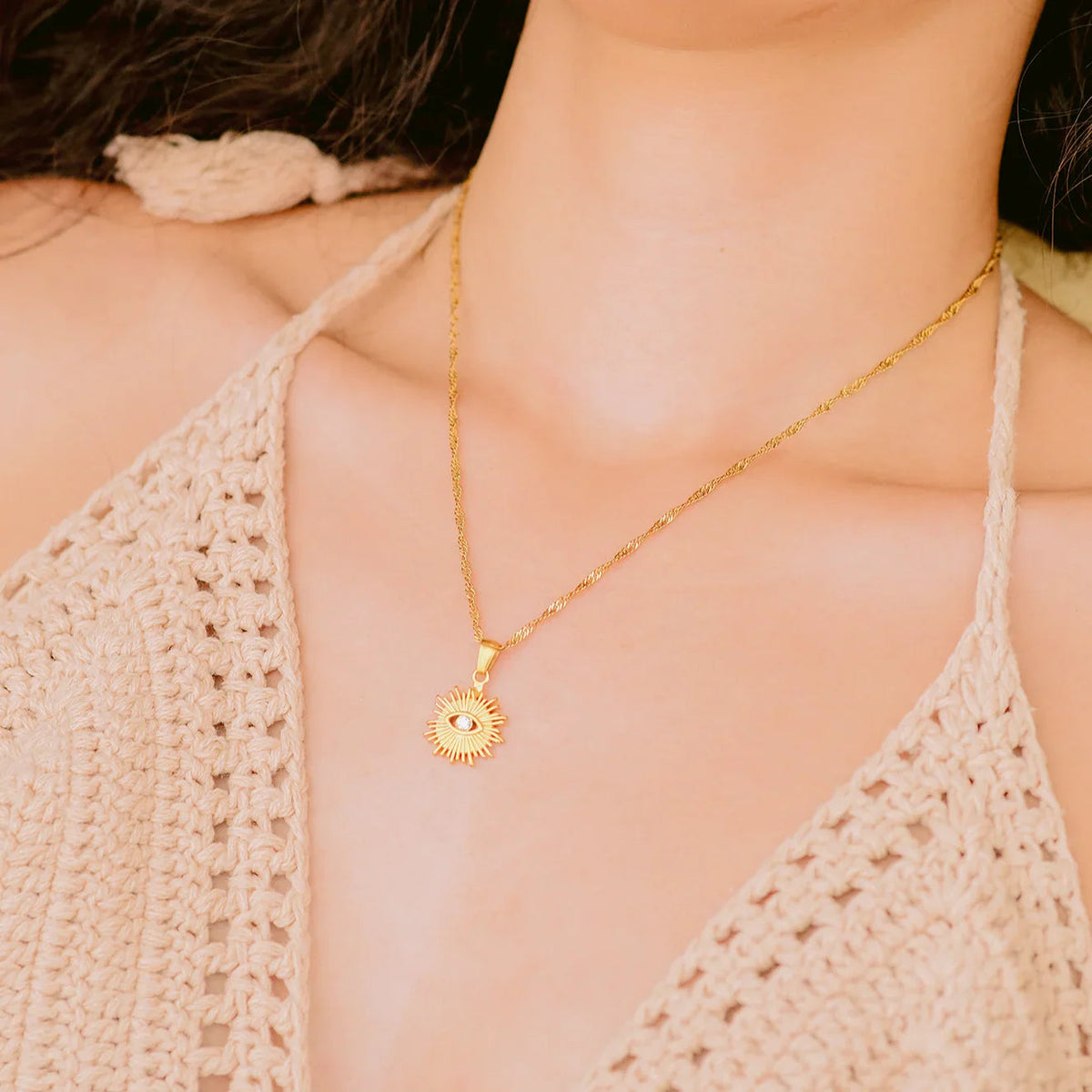 {
  "[Royal&Vicky]Solana Gold Necklace": "[Royal&Vicky] ソラナ ゴールド ネックレス"
}