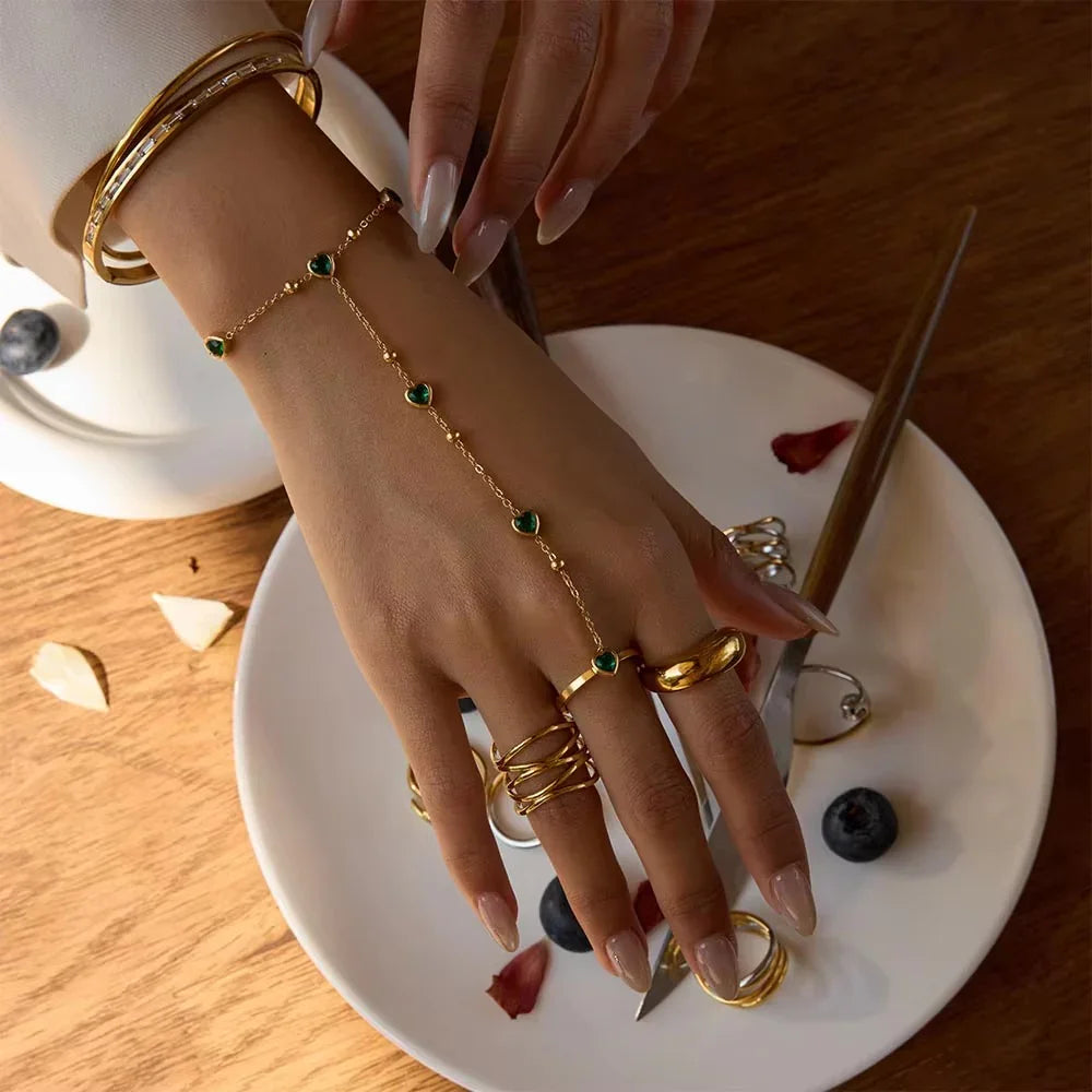 [Royal&Vicky]Gladys Smaragd-Herz-Handkette