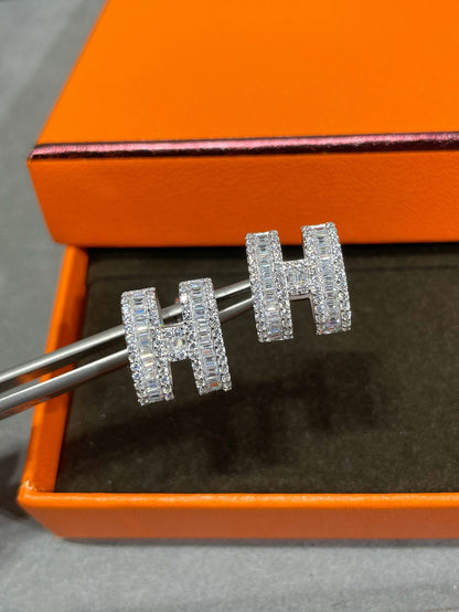 [ROYAL]H OHRSTECKER MIT SILBERNEN DIAMANTEN