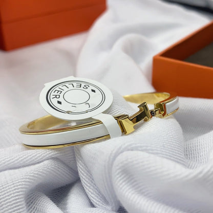 [Royal Jewellery]CLASSIC HM CLIC WHITE 8MM ENAMEL BRACELET