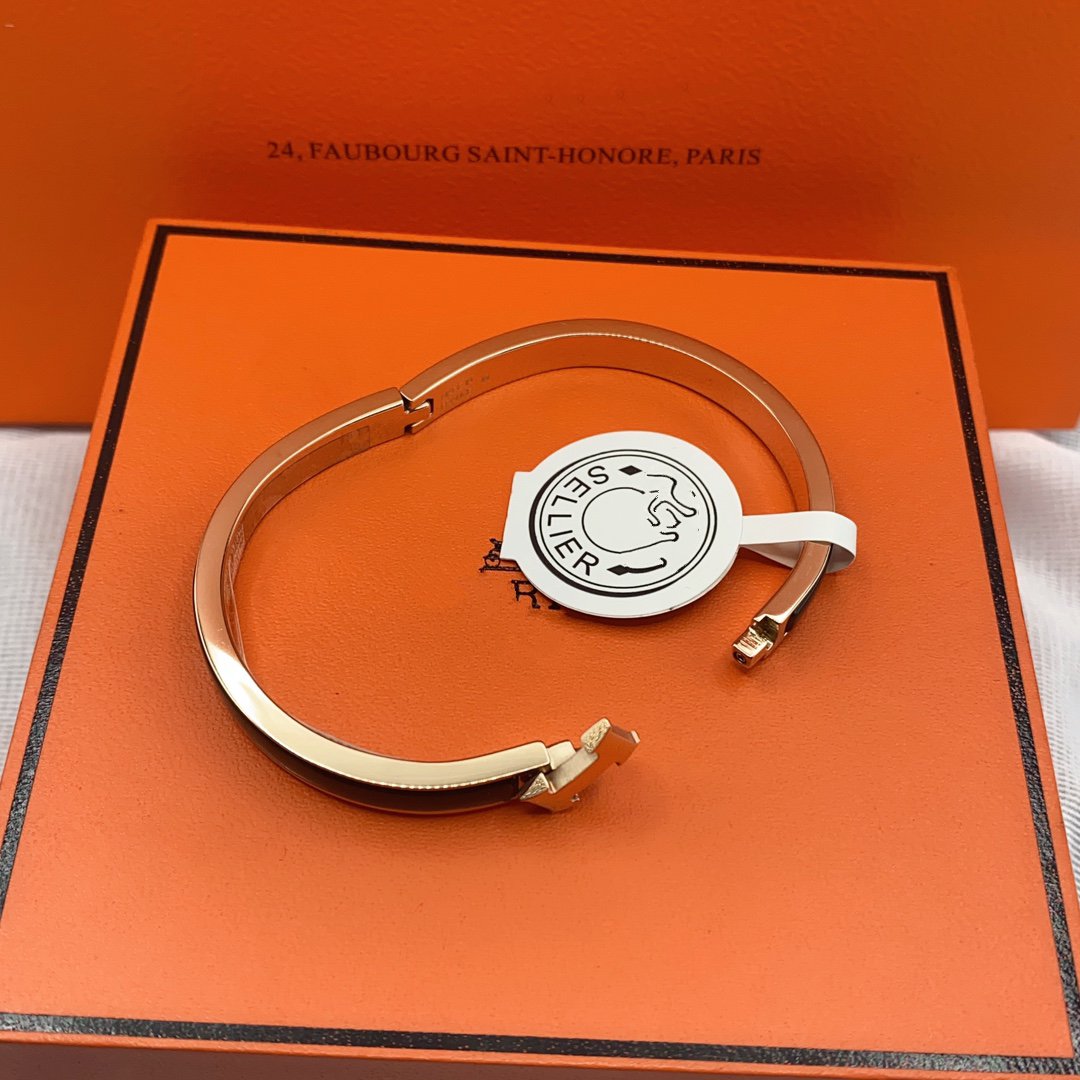 [Royal Jewellery]CLASSIC HM CLIC BLACK 8MM ENAMEL BRACELET