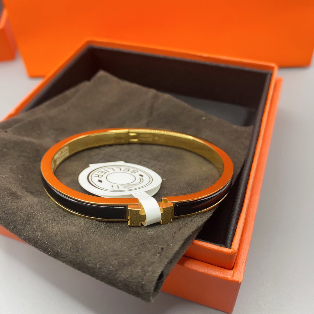 [Royal Jewellery]CLASSIC HM CLIC BLACK 8MM ENAMEL BRACELET