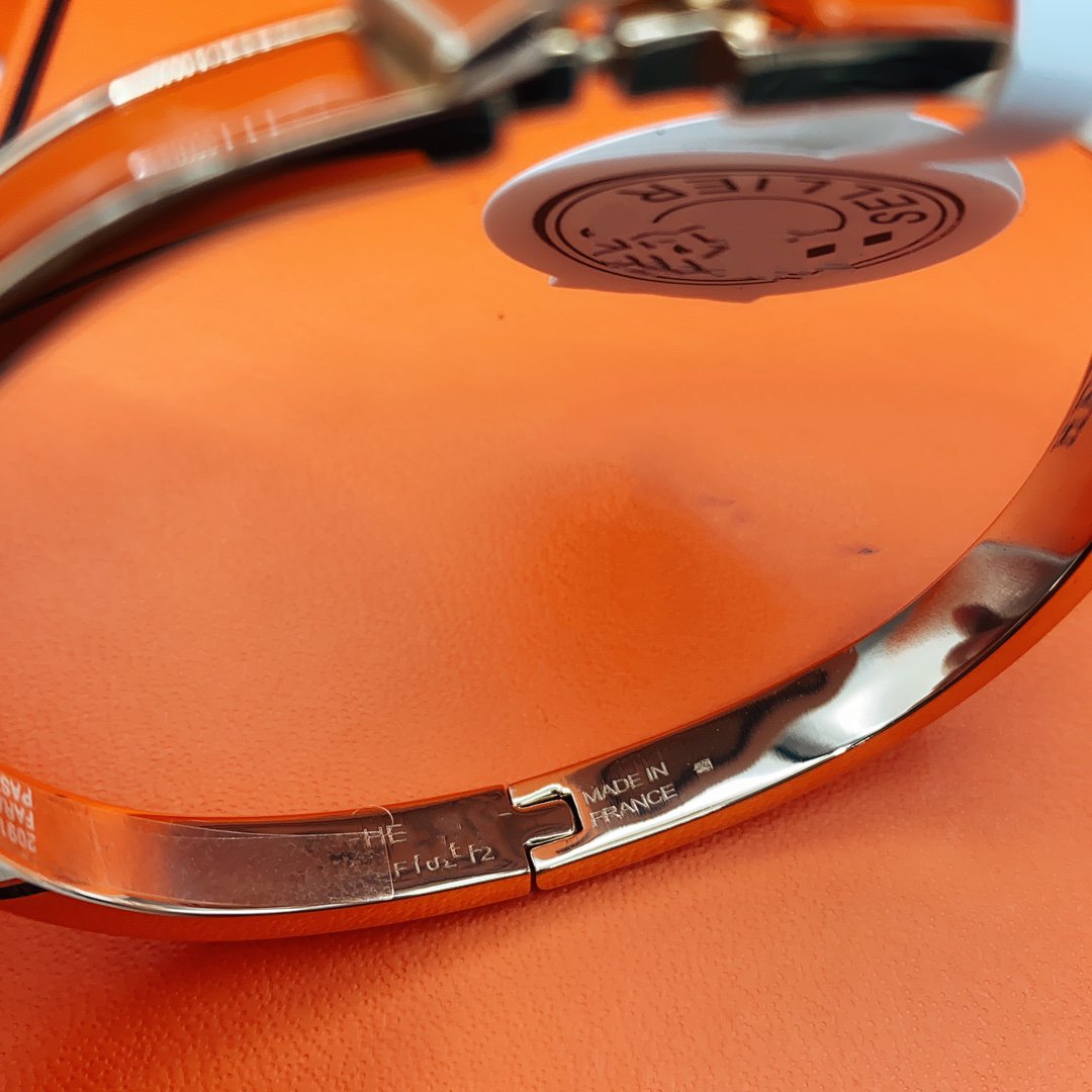 [Royal Jewellery]CLASSIC HM CLIC RED 8MM ENAMEL BRACELET
