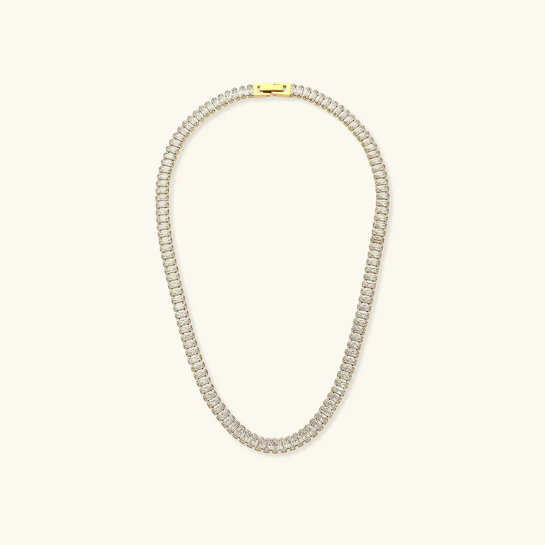{
  "Royal&Vicky": "ゾーラ ダイヤモンドネックレス"
}