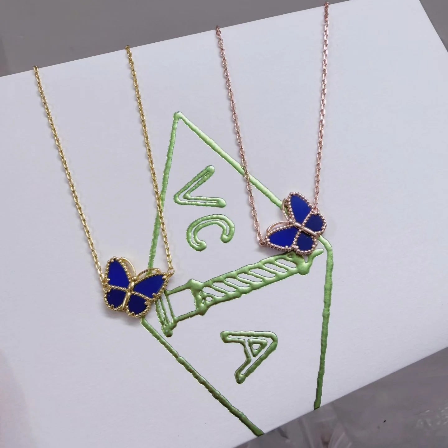 [Royal Jewellery] 2026 NEW LUCKY BUTTERFLY 1 MOTIFS NECKLACE
