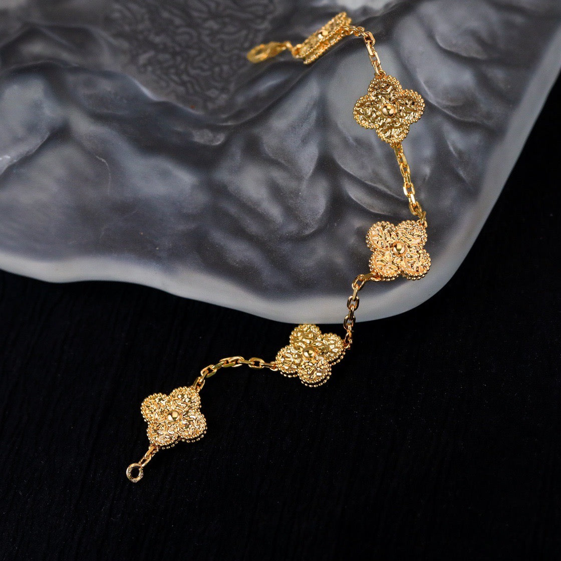 [Royal Jewellery]CLOVER 5 MOTIFS BRONZING BRACELET
