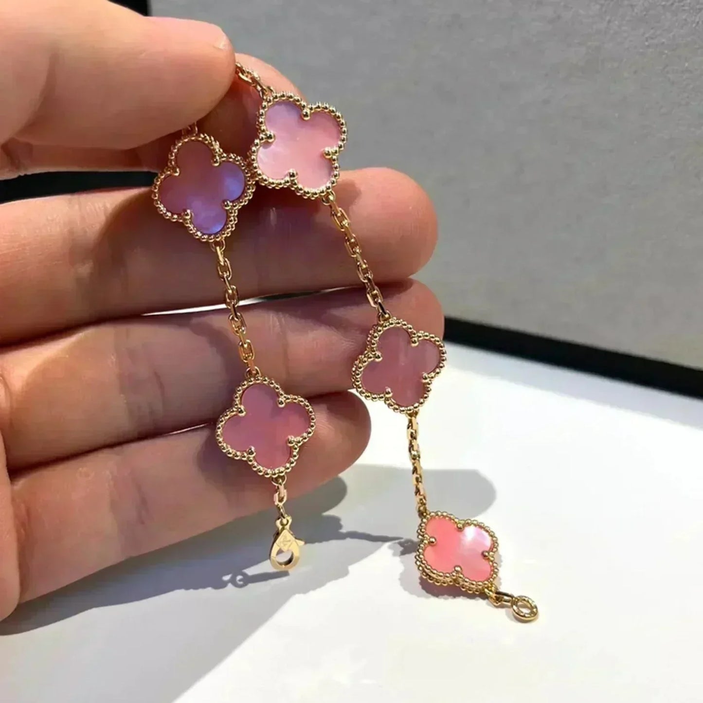 [Royal Jewellery]CLOVER 5 PINK MOP BRACELET