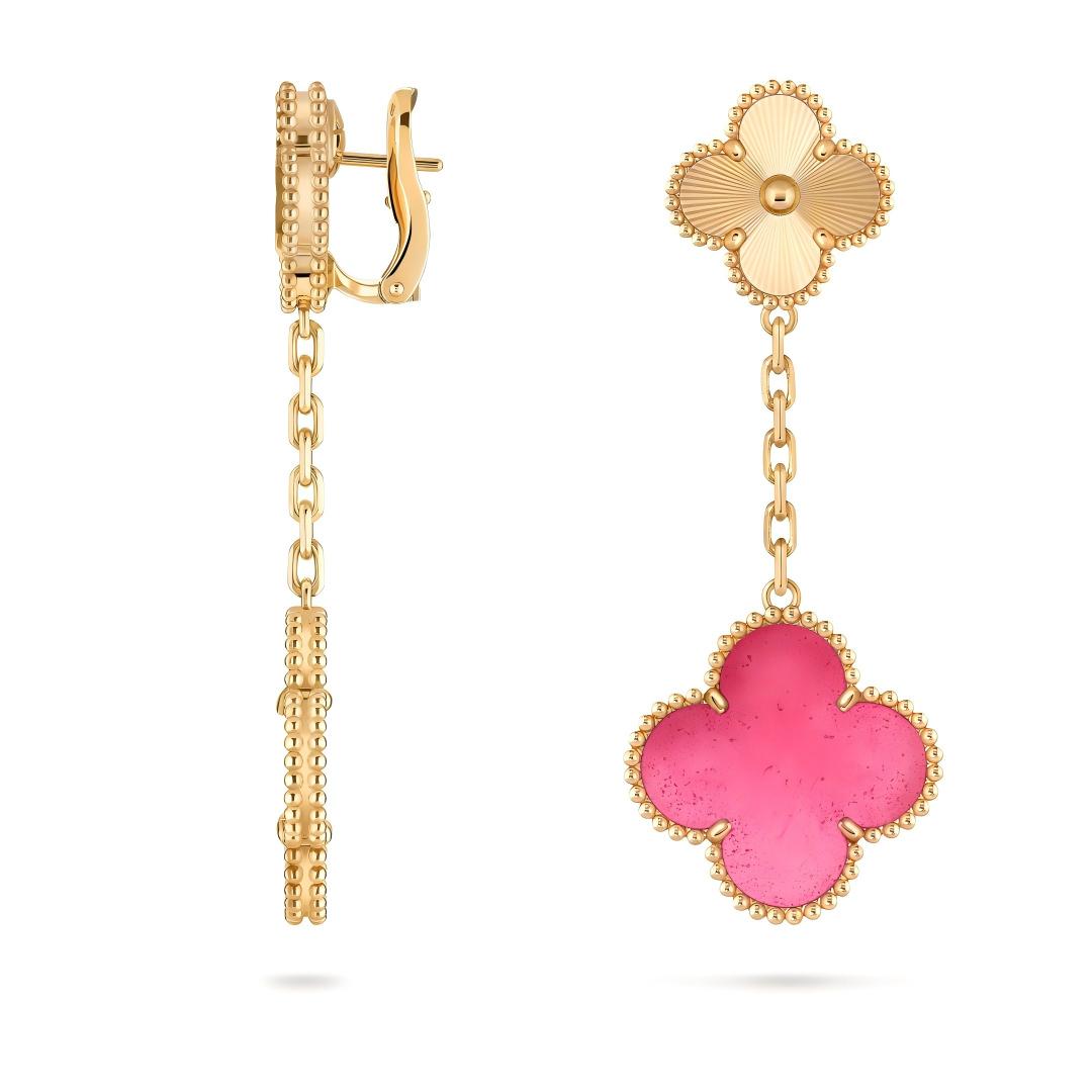 [Royal Jewellery] NEW CLOVER 2 MOTIF PINK ENAMEL EARRINGS