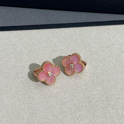[Royal Jewellery]CLOVER MEDIUM 1 DIAMOND PINK EARRINGS