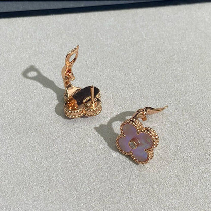 [Royal Jewellery]CLOVER MEDIUM 1 DIAMOND PINK EARRINGS