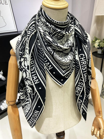 SQUARE SCARF 140 CM IN BLACK MIX WHITE MONOGRAM WOOL AND SILK 415109