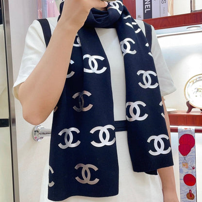 SCARF 190 CM IN NAVY BLUE CASHMERE WITH SILVER LOGO 401171