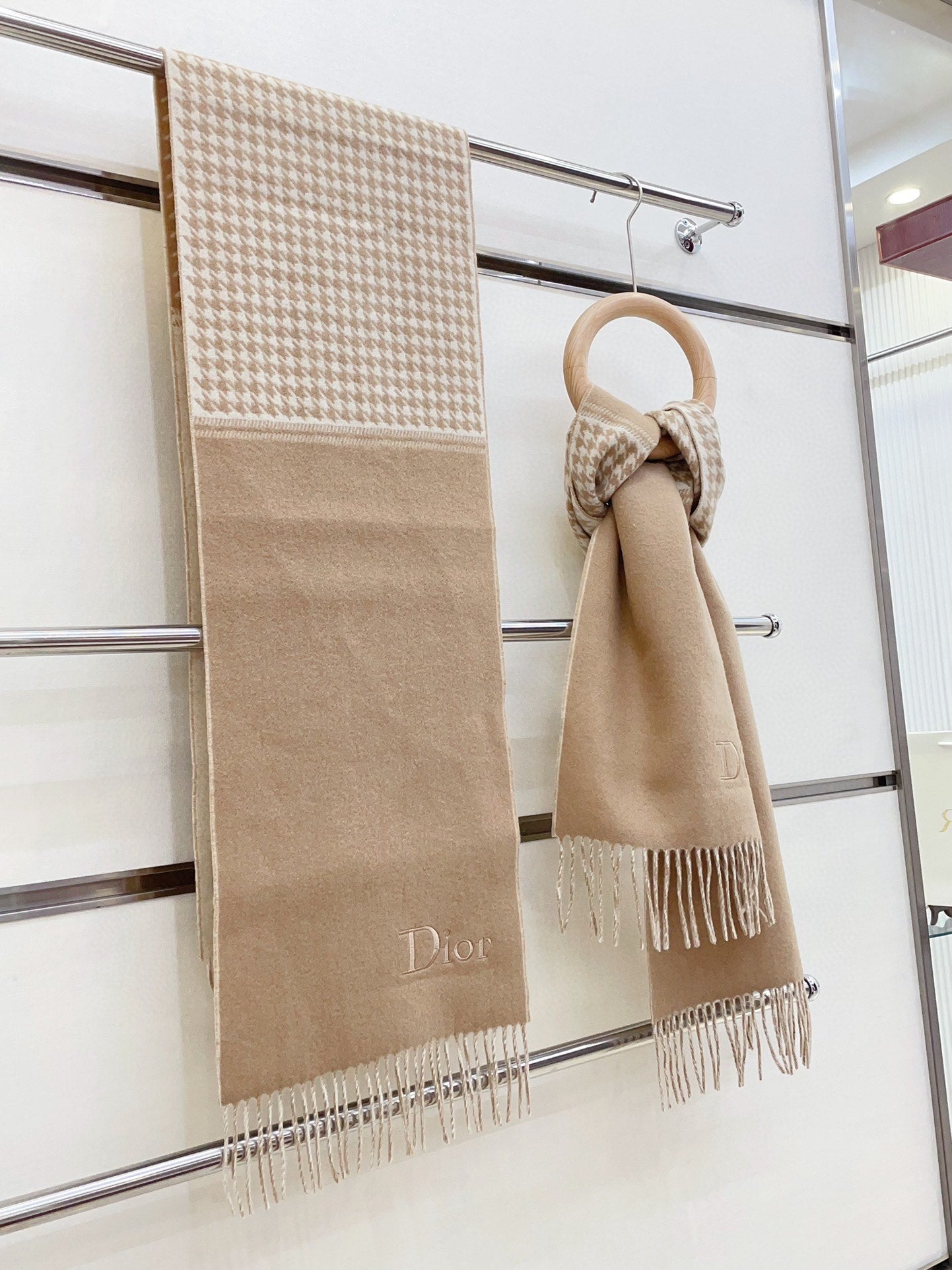 SCARF 180 CM IN CAMEL BEIGE CASHMERE 419820