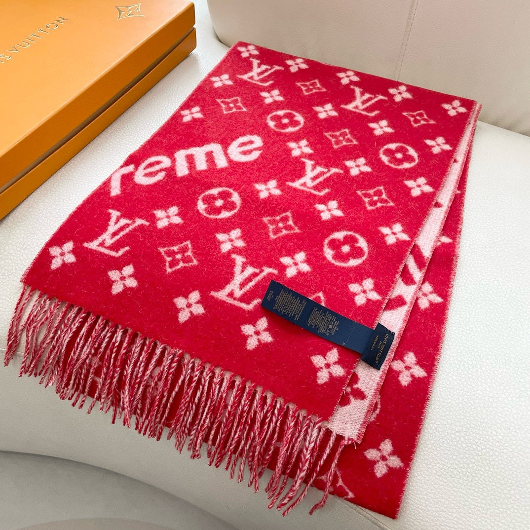 SUPREME X MONOGRAM 180 CM SCARF IN CHERRY RED WOOL AND CASHMERE 392942