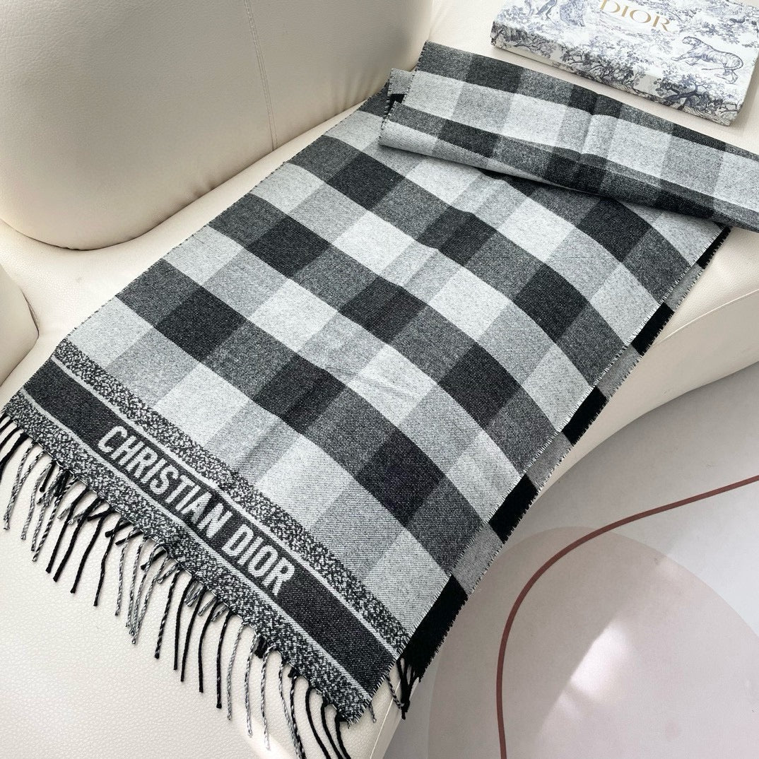 CHECK SCARF 180 CM IN BLACK MIX WHITE CASHMERE AND WOOL 415299