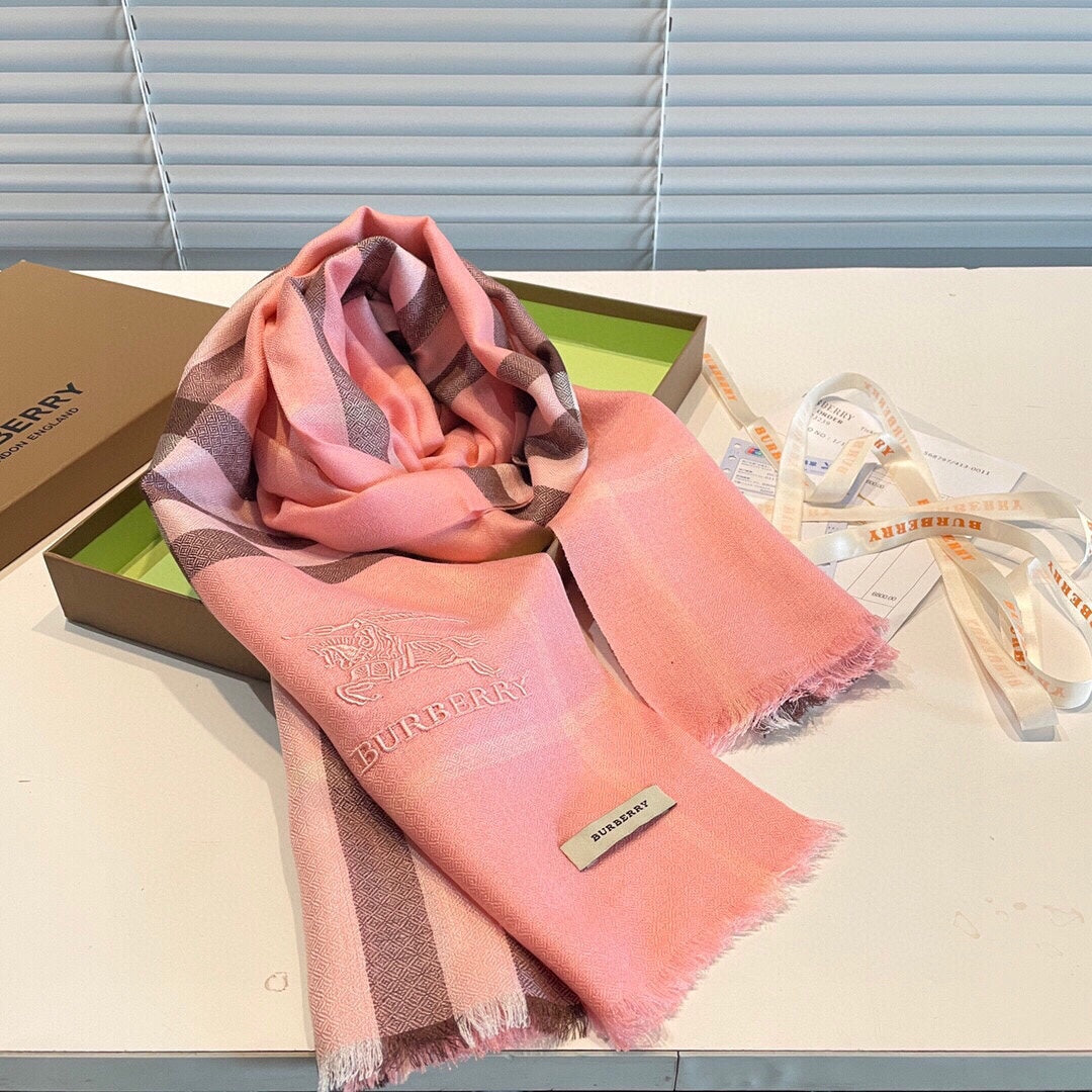 WIDE CHECK CASHMERE SCARF 200 CM IN ROSE PINK CASHMERE 407325