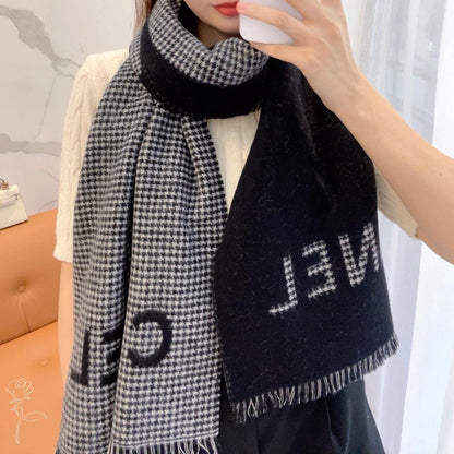 HOUNDSTOOTH SCARF 185 CM IN BLACK CASHMERE 393123