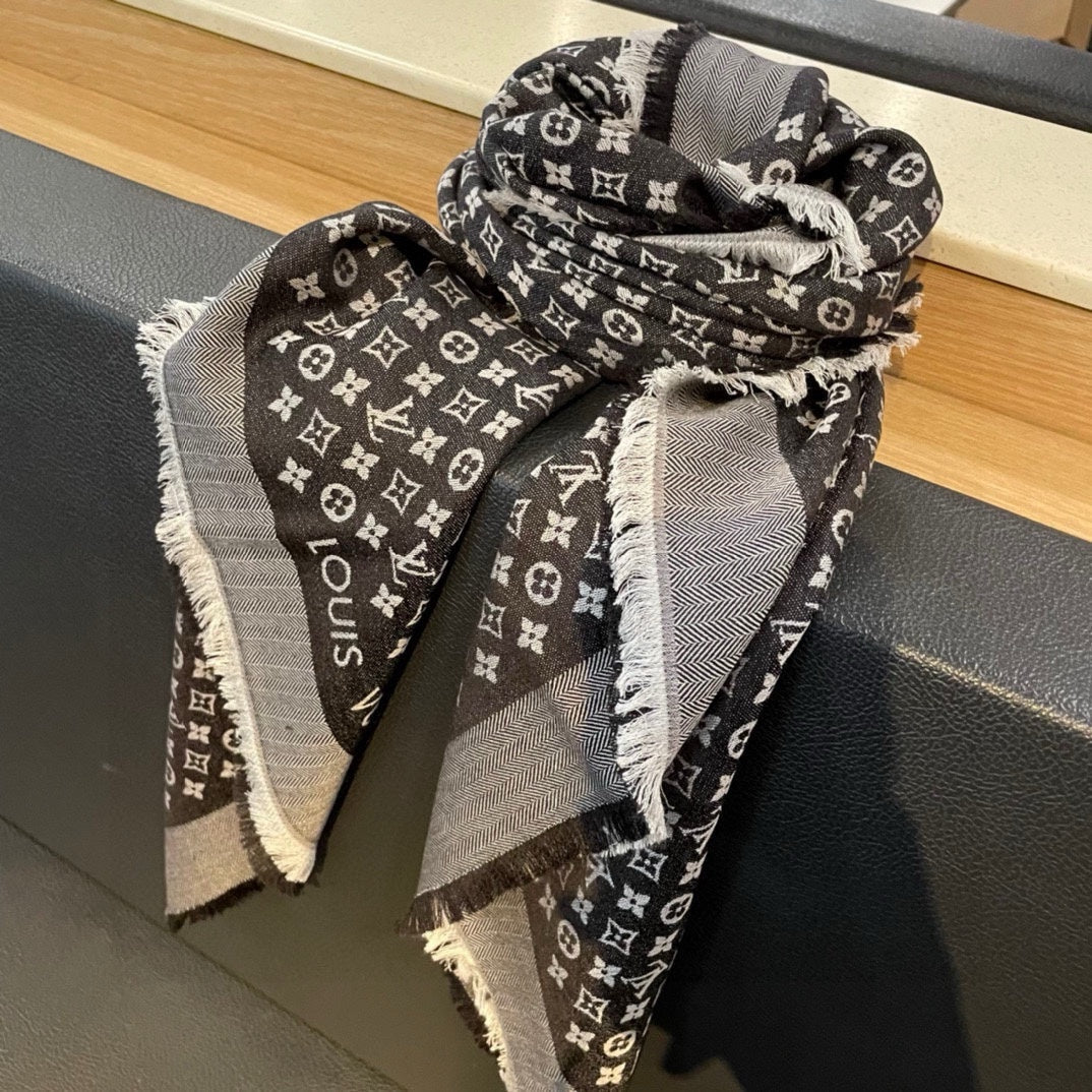 MONOGRAM SHINE SCARF 120 CM IN BLACK WOOL AND MULBERRY SILK 398194