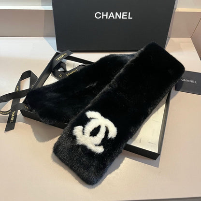 SCARF IN BLACK RABBIT FUR WITH WHITE LOGO 397438