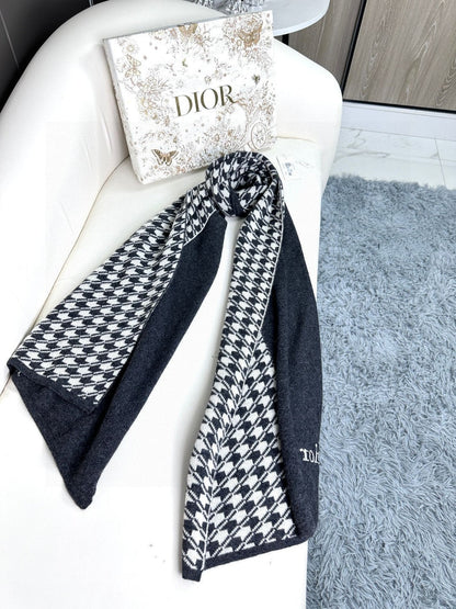 SCARF 190 CM IN BLACK MIX WHITE CARO CASHMERE 388127