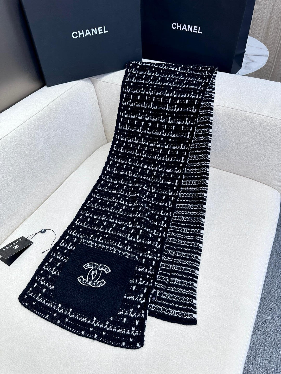 SCARF 180 CM IN BLACK MIX WHITE CASHMERE 403850